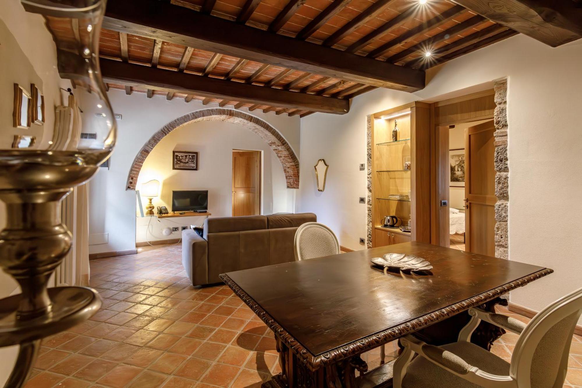 Relais La Costa Historical Residence Monteriggioni Bagian luar foto