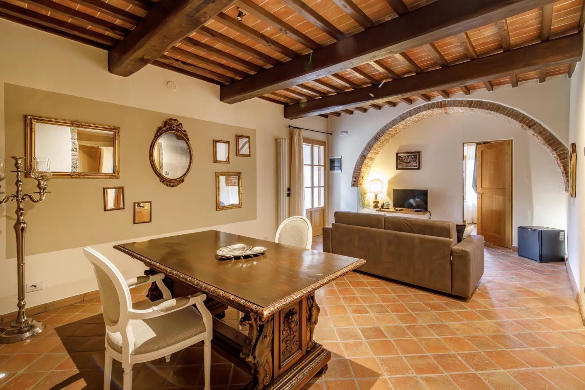Relais La Costa Historical Residence Monteriggioni Bagian luar foto